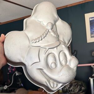 Vintage 1976 Wilton Disney Mickey Mouse Band Leader cake pan